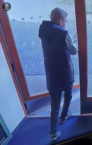 Bildet er beskrevet av tidligere melding.